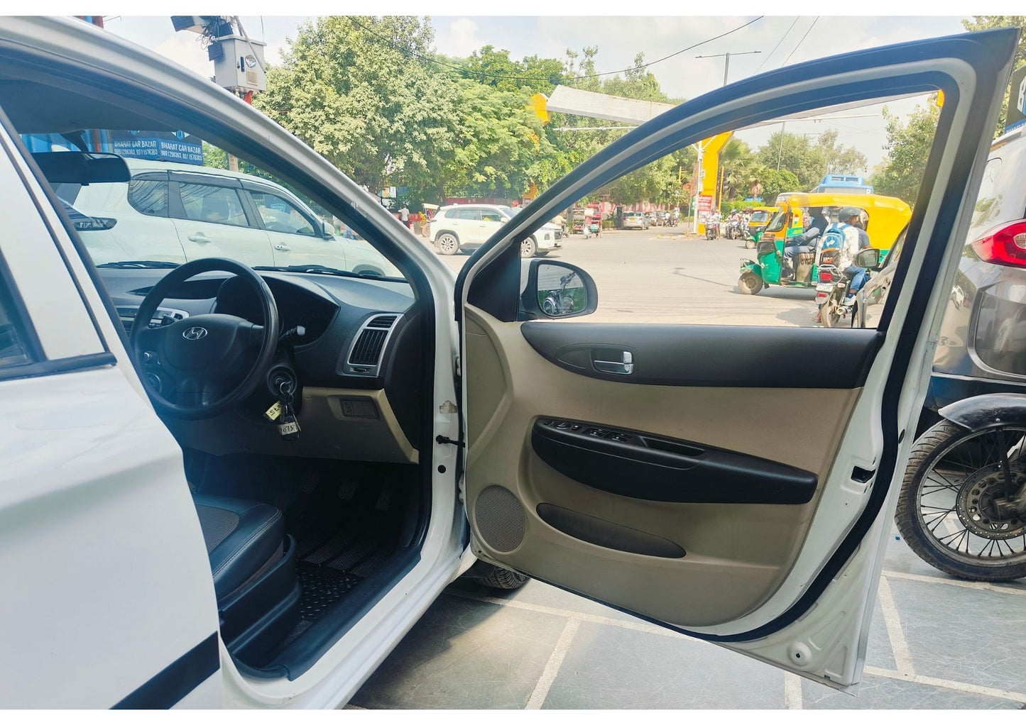 39,000 KMS HYUNDAI I20 MAGNA PETROL (2012)