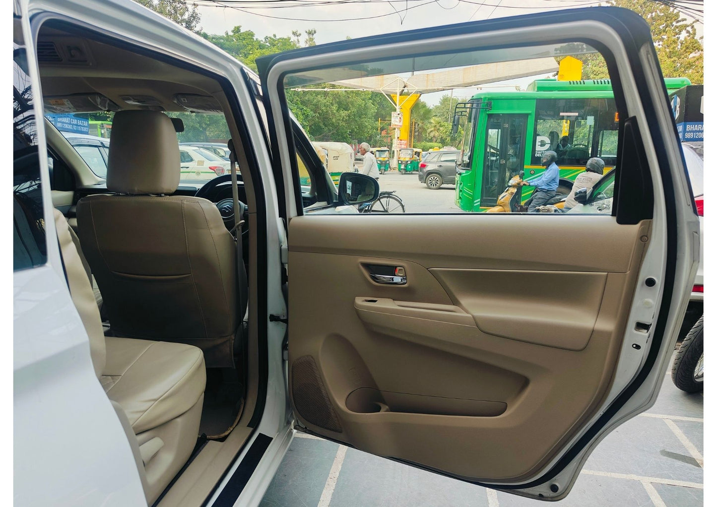 19,000 KMS MARUTI ERTIGA VXI (O) HYBRID PETROL (2024)
