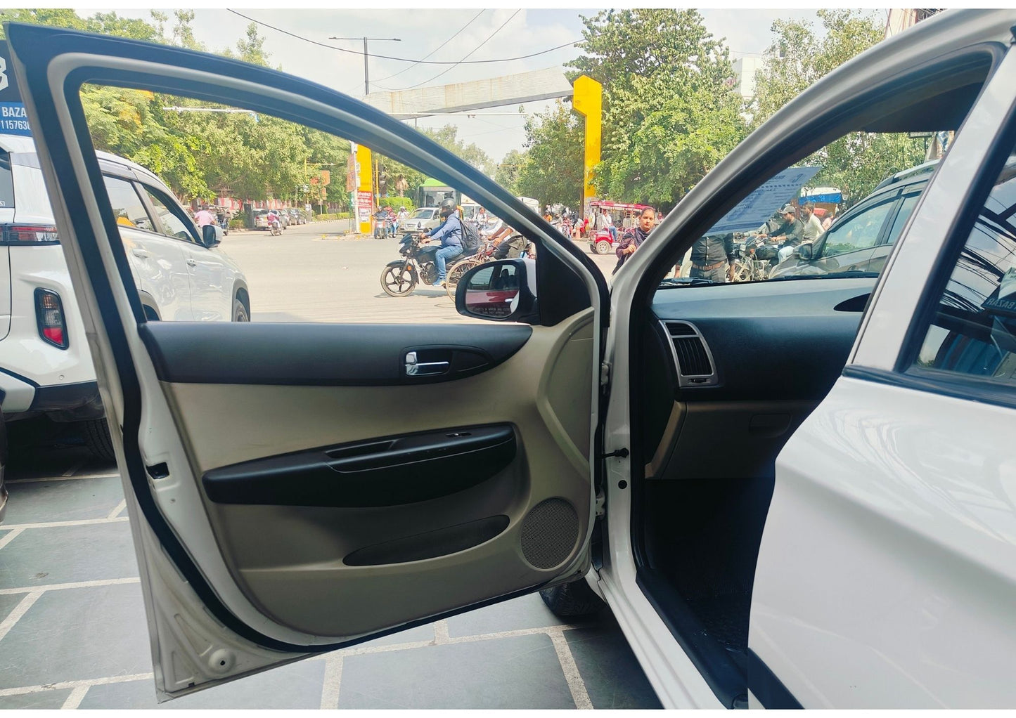 39,000 KMS HYUNDAI I20 MAGNA PETROL (2012)