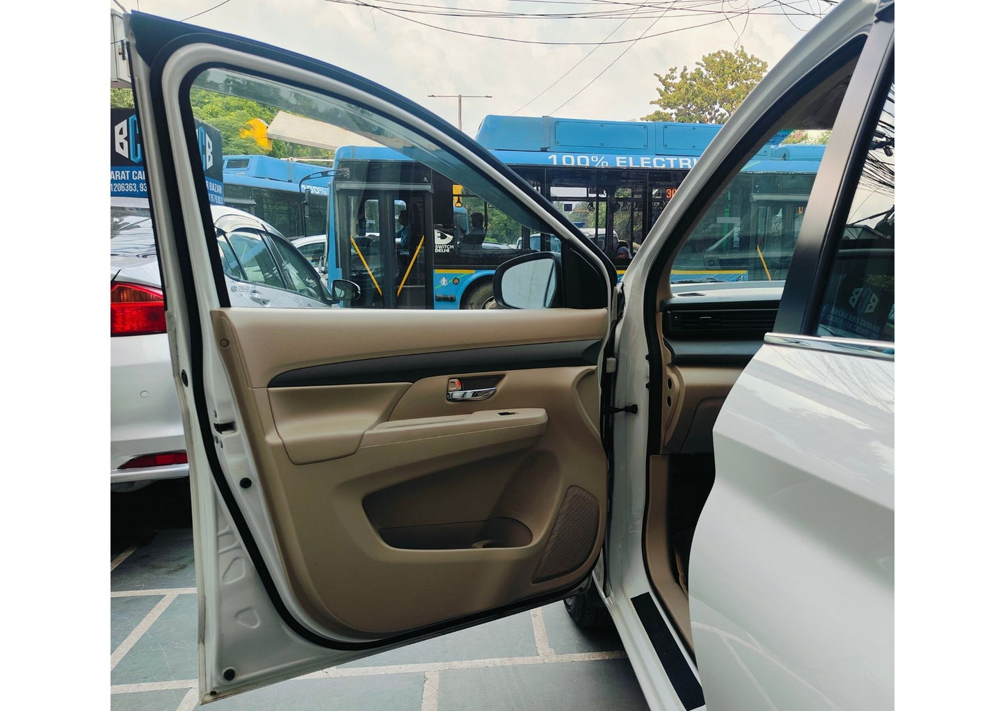 19,000 KMS MARUTI ERTIGA VXI (O) HYBRID PETROL (2024)