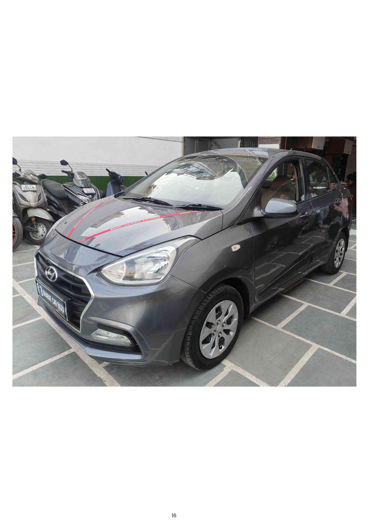 HYUNDAI XCENT E+ CNG (2017)
