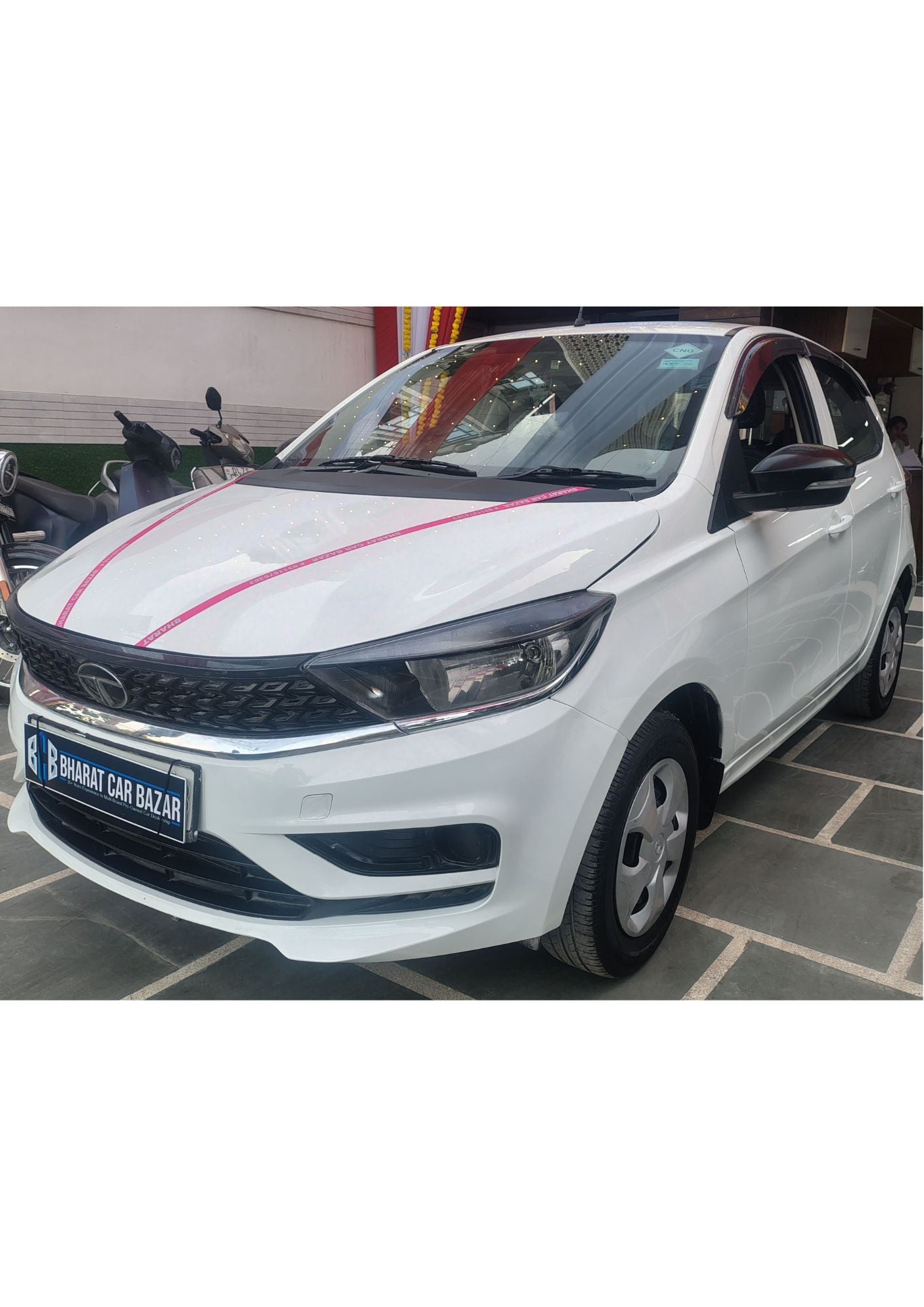 41,000 KMS TATA TIAGO XT 1.2 CNG (2022)