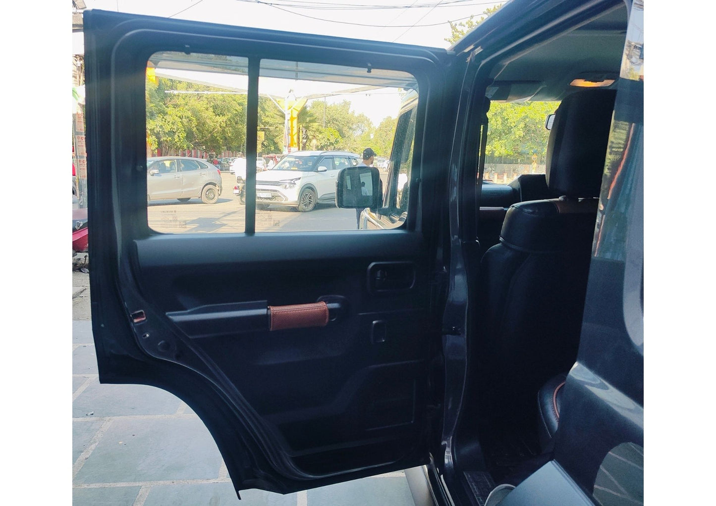 10,000 KMS MARUTI JIMNY ZETA ALLGRIP PRO PETROL (2024)