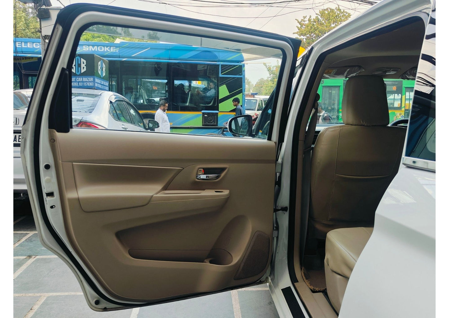 19,000 KMS MARUTI ERTIGA VXI (O) HYBRID PETROL (2024)