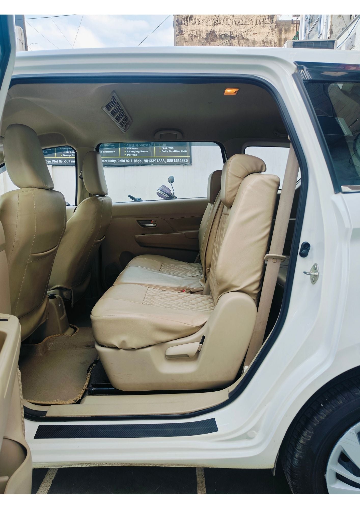 19,000 KMS MARUTI ERTIGA VXI (O) HYBRID PETROL (2024)