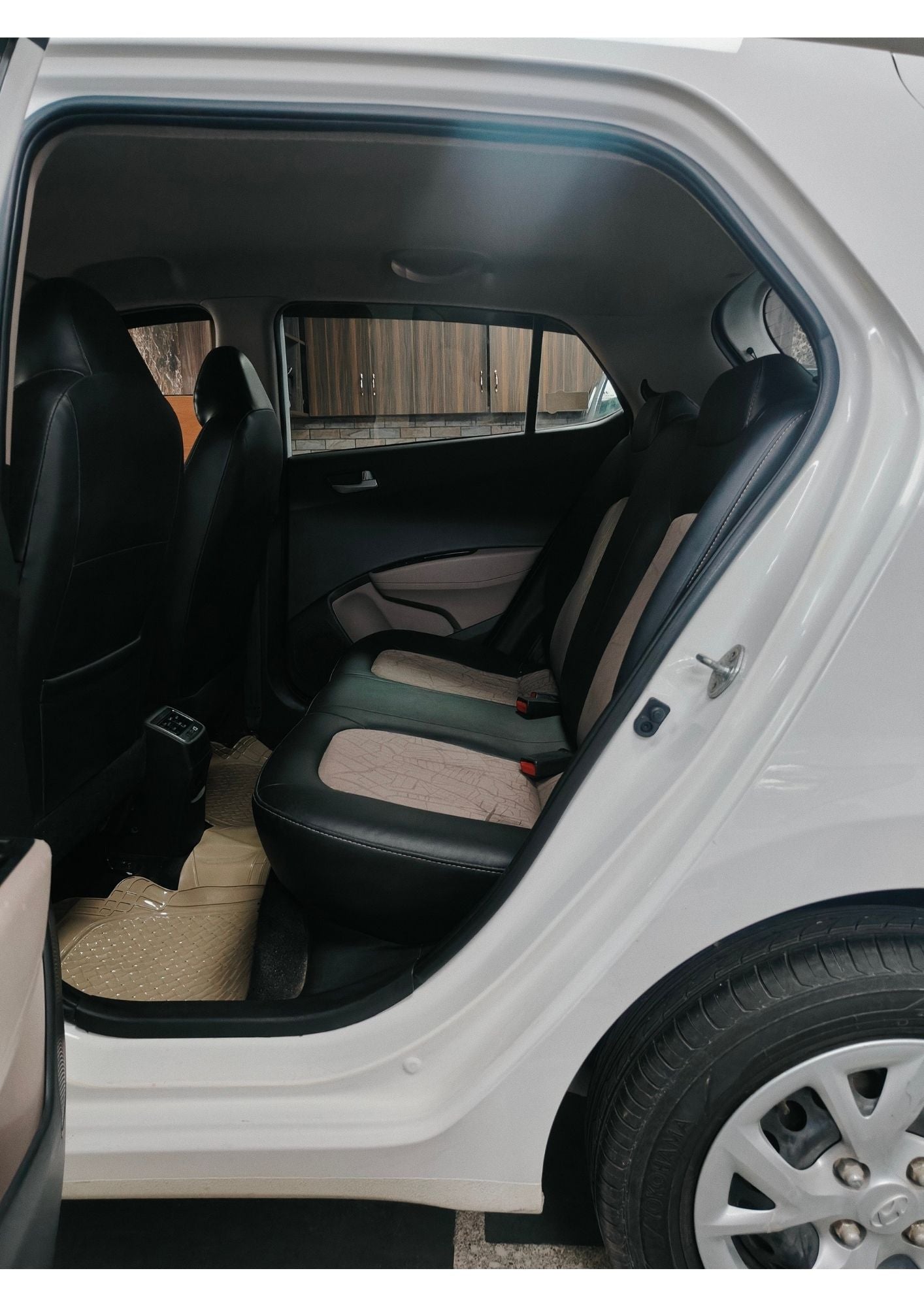 39,000 KMS HYUNDAI GRAND I10 SPORTZ PETROL (2018)