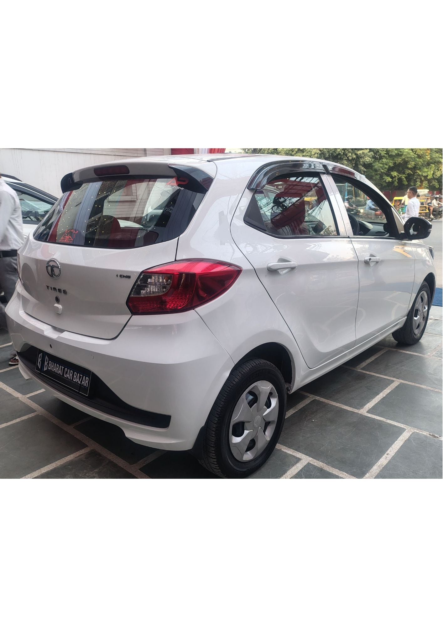 41,000 KMS TATA TIAGO XT 1.2 CNG (2022)