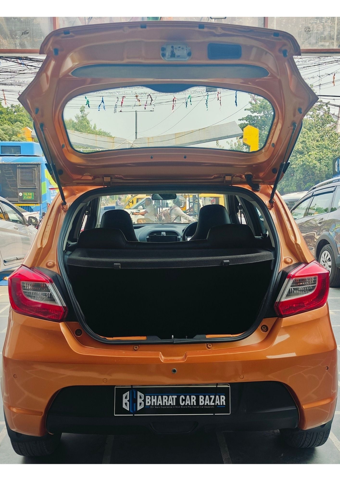 TATA TIAGO XT 1.2 PETROL (2017)