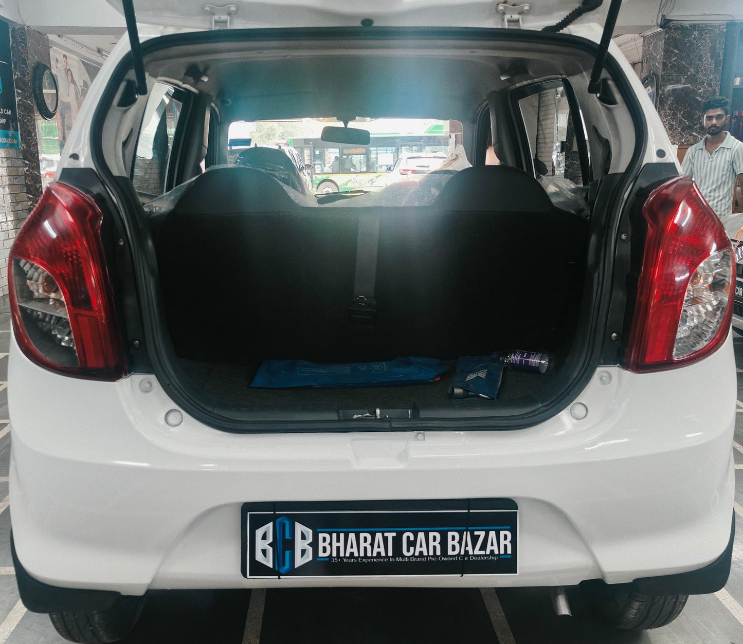 30,000 KMS MARUTI ALTO LXI PETROL (2017)