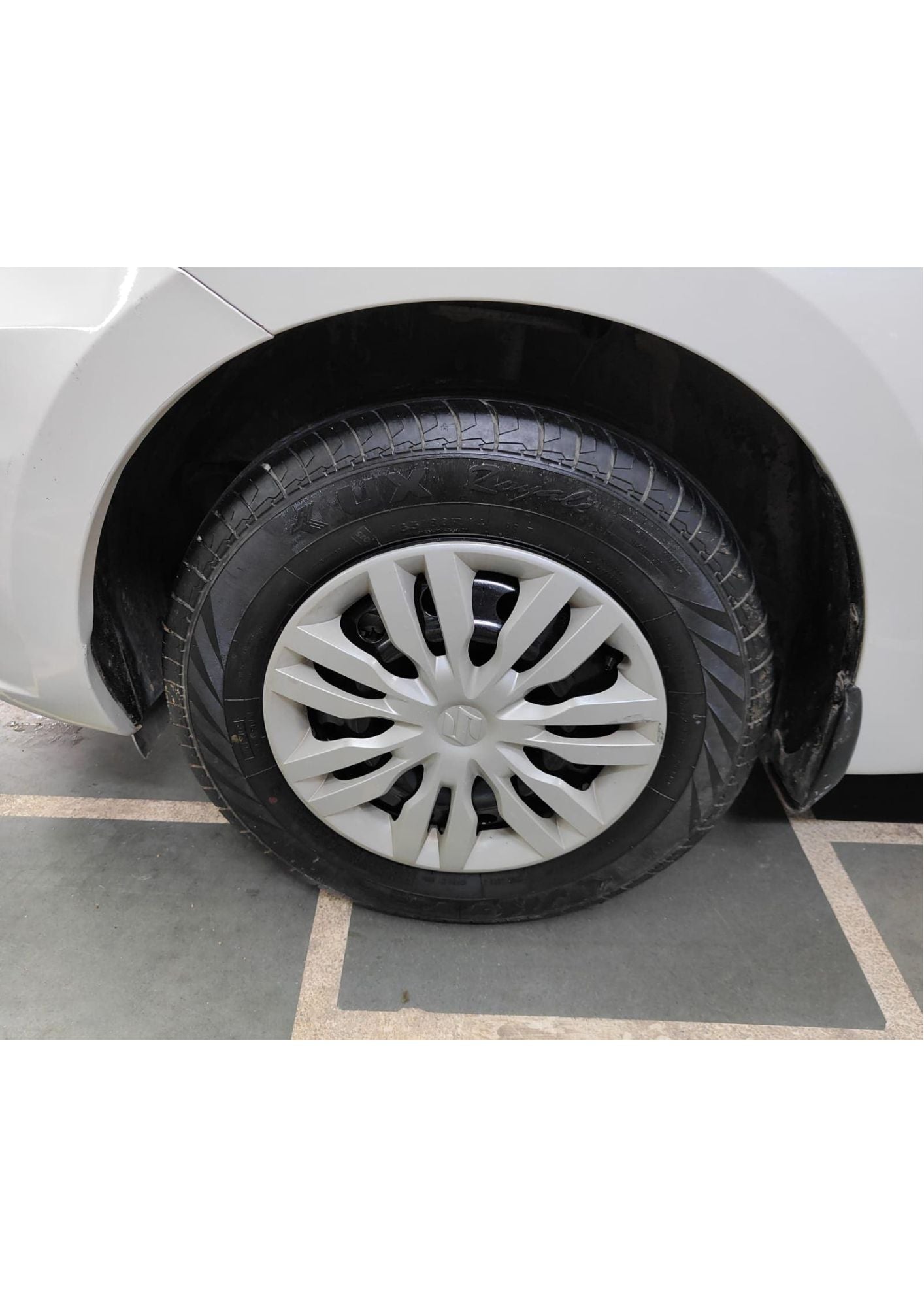 39,000 KMS MARUTI DZIRE VXI PETROL (2023)