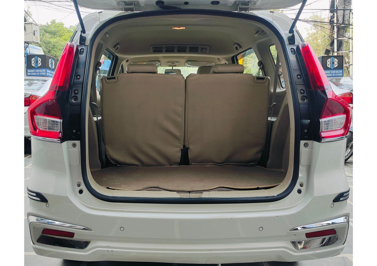 19,000 KMS MARUTI ERTIGA VXI (O) HYBRID PETROL (2024)