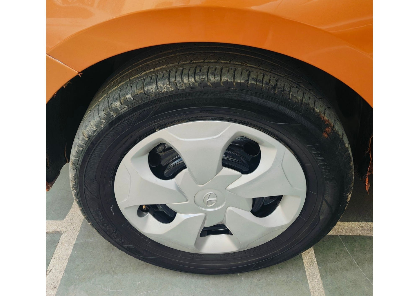 TATA TIAGO XT 1.2 PETROL (2017)