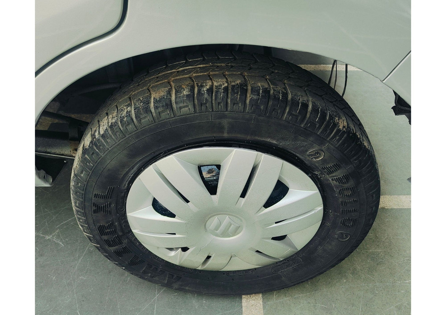 12,000 KMS MARUTI ALTO 800 LXI PETROL (2013)