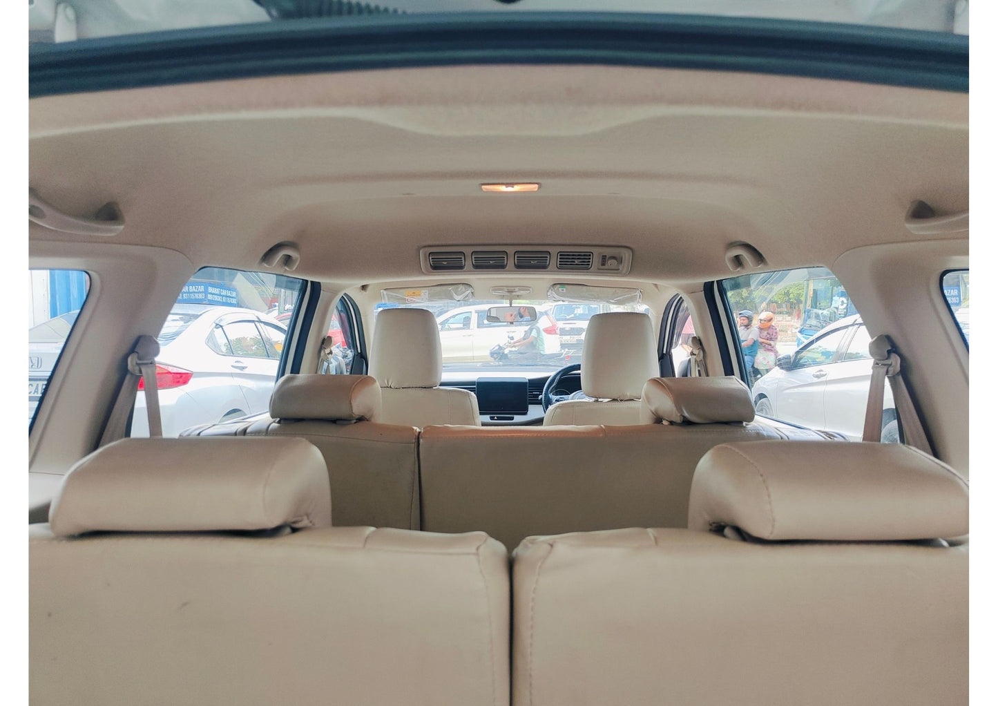 19,000 KMS MARUTI ERTIGA VXI (O) HYBRID PETROL (2024)