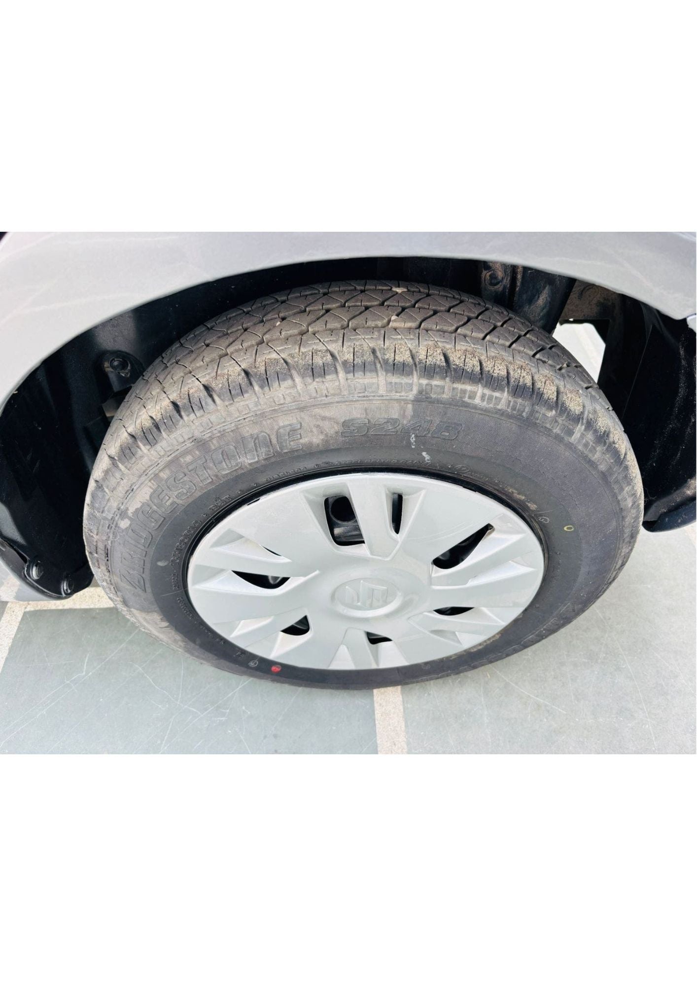 11,000 KMS MARUTI SWIFT VXI  PETROL (2014)