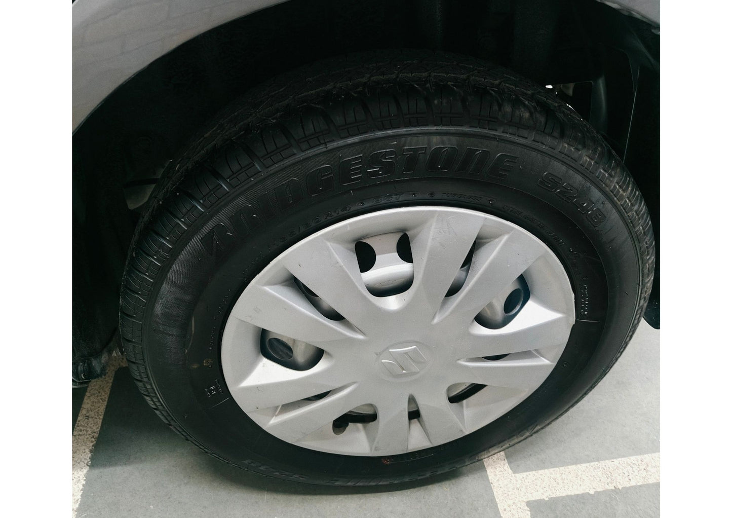 MARUTI SWIFT LXI (O) PETROL (2016)