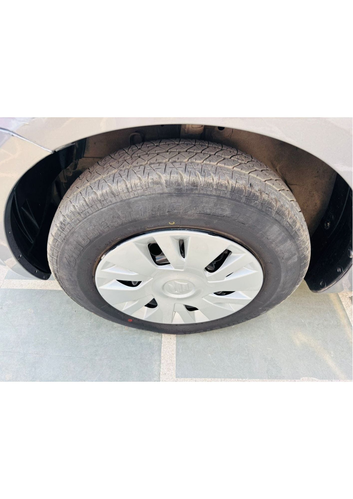 11,000 KMS MARUTI SWIFT VXI  PETROL (2014)