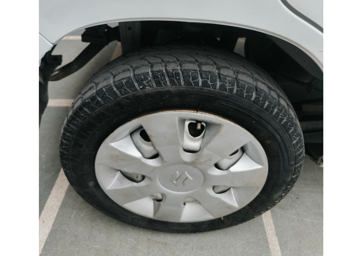 38,000KMS MARUTI ZEN ESTILO LXI PETROL (2013)