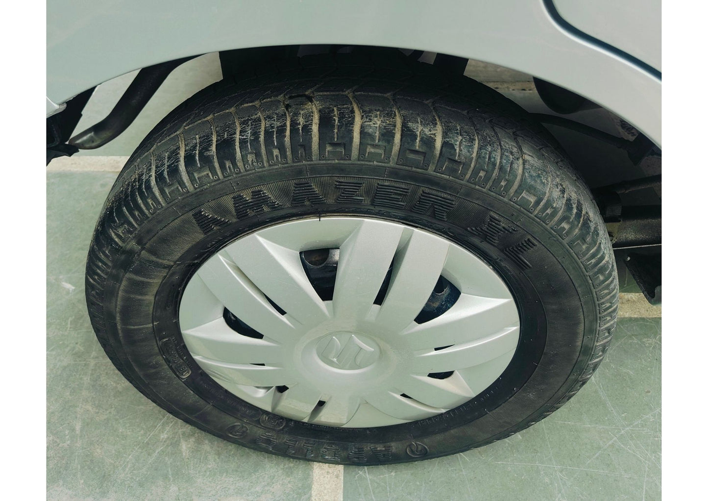 12,000 KMS MARUTI ALTO 800 LXI PETROL (2013)