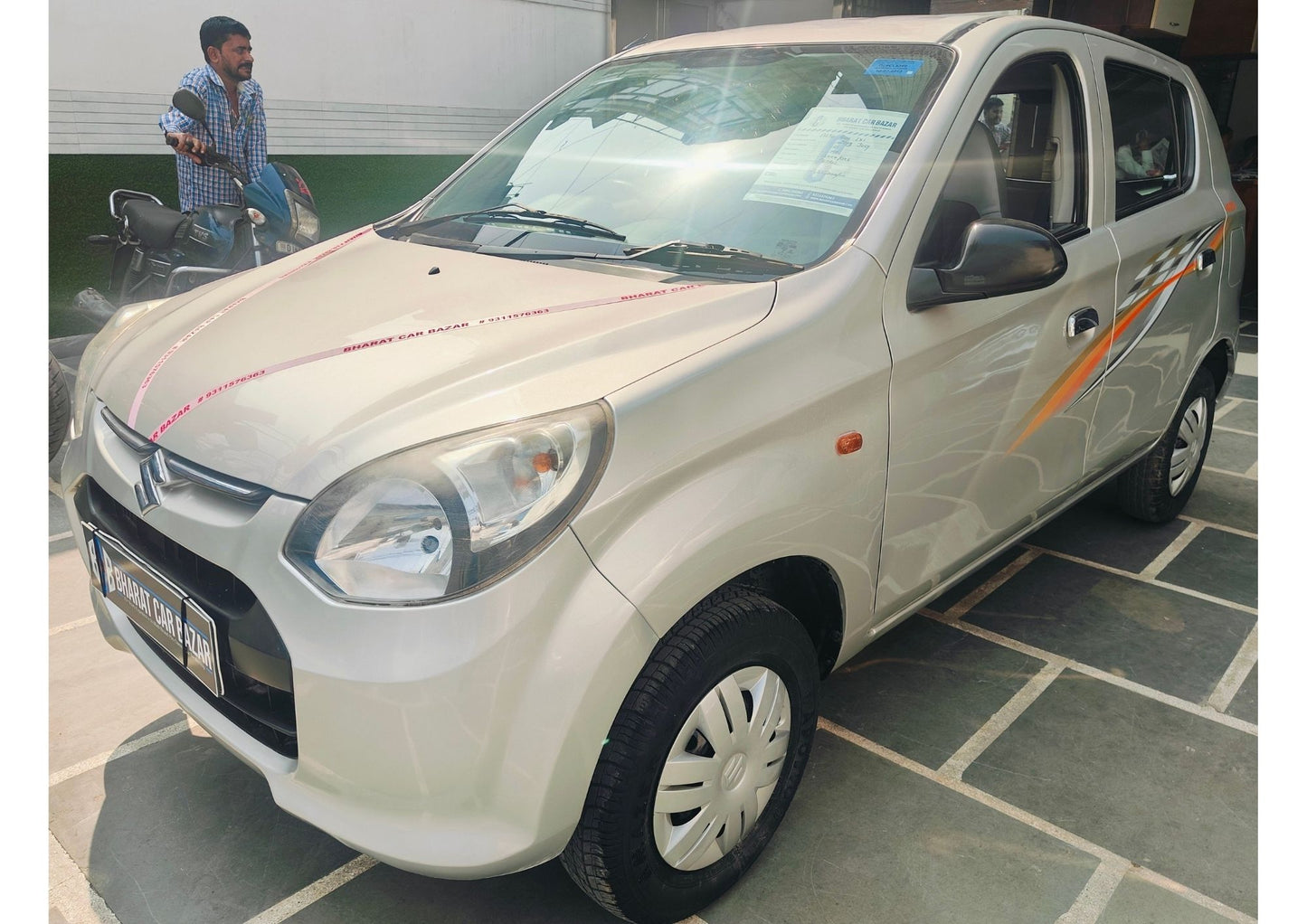 12,000 KMS MARUTI ALTO 800 LXI PETROL (2013)