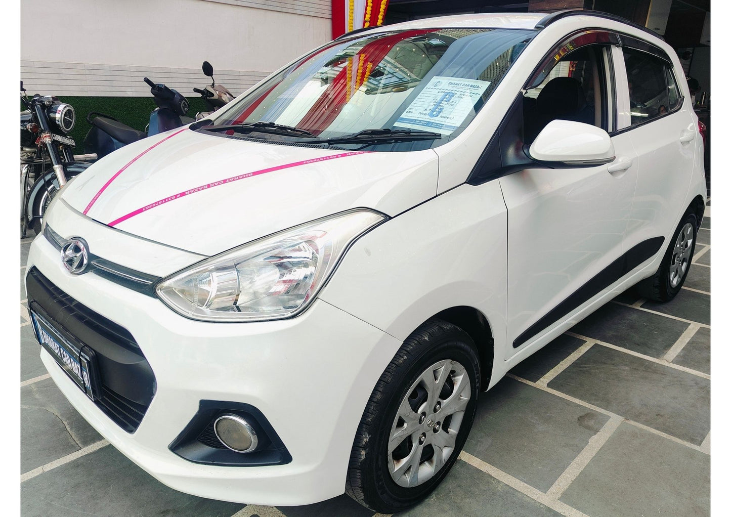 48,000 KMS HYUNDAI GRAND I10 SPORTZ PETROL (2015)