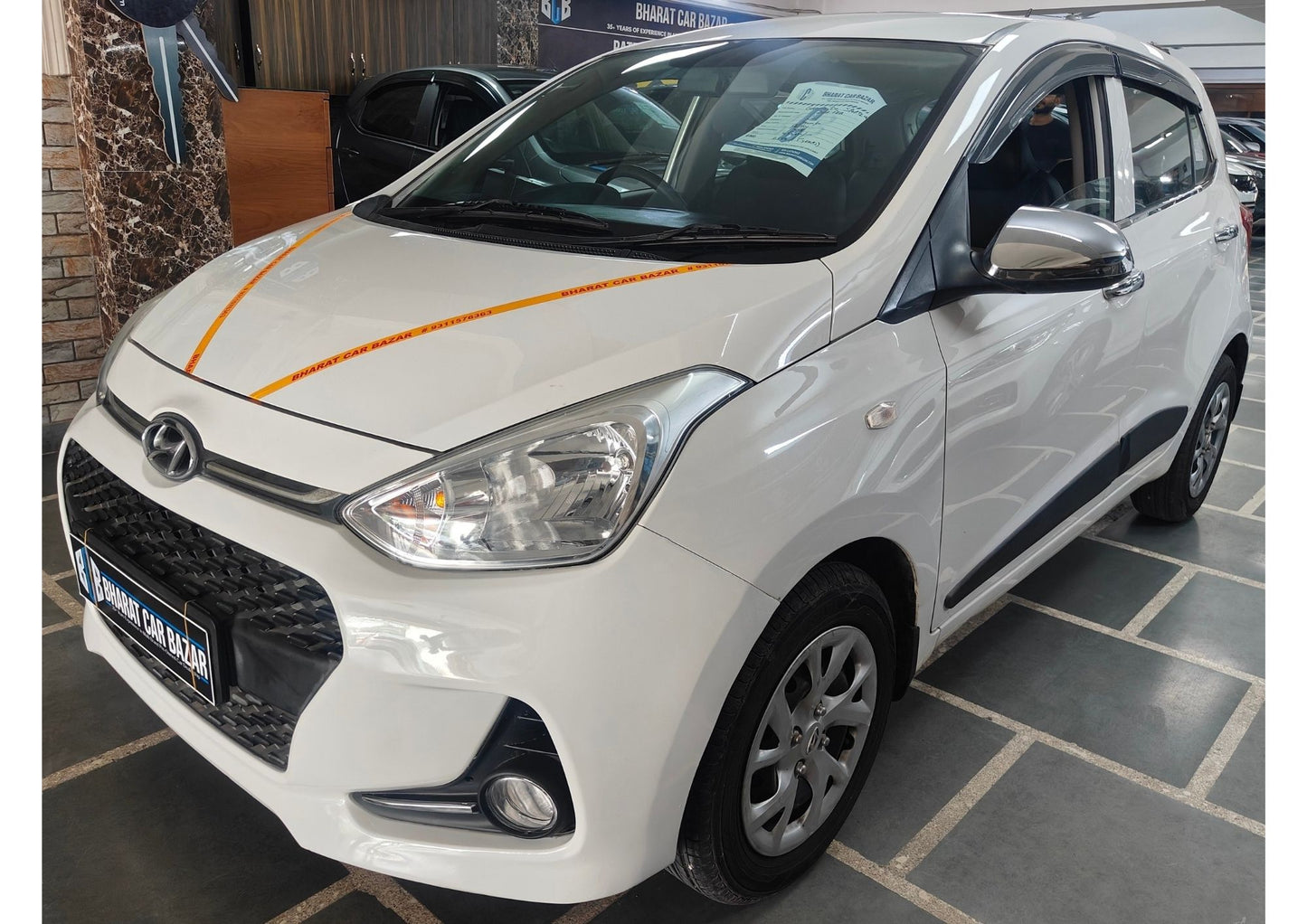 39,000 KMS HYUNDAI GRAND I10 SPORTZ PETROL (2018)