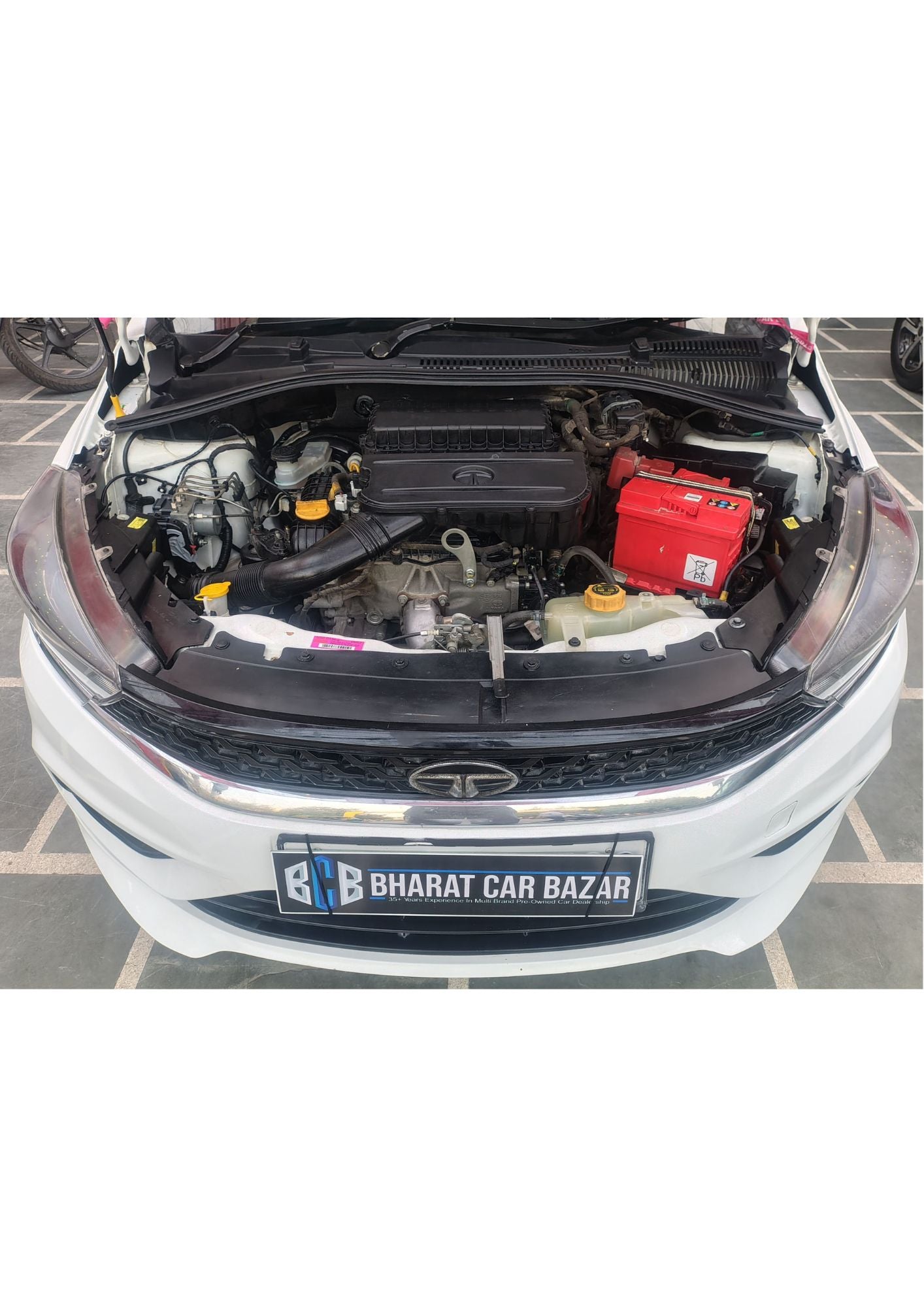41,000 KMS TATA TIAGO XT 1.2 CNG (2022)