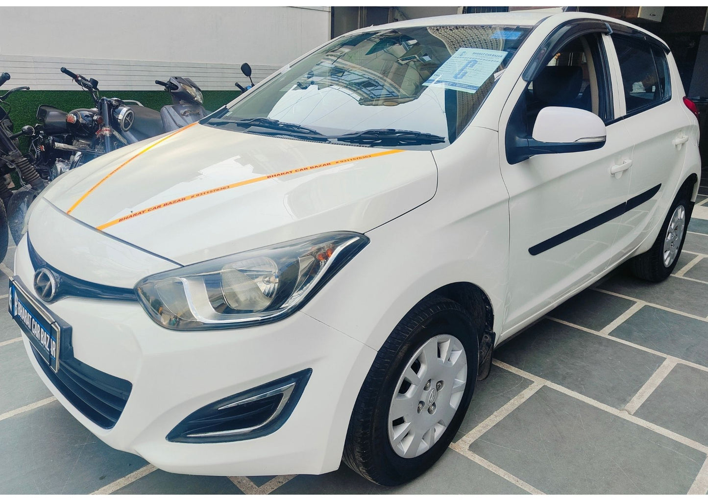 39,000 KMS HYUNDAI I20 MAGNA PETROL (2012)