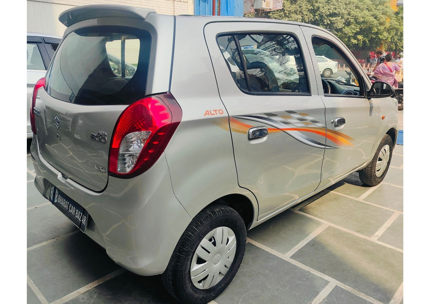 12,000 KMS MARUTI ALTO 800 LXI PETROL (2013)