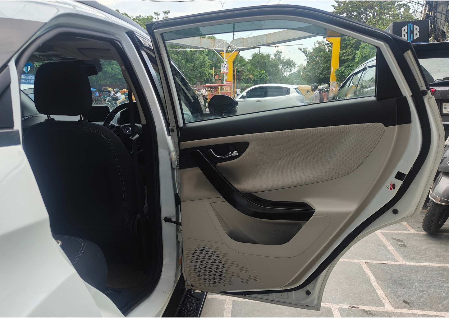 TATA NEXON XZA+ AUTOMATIC PETROL (2021)