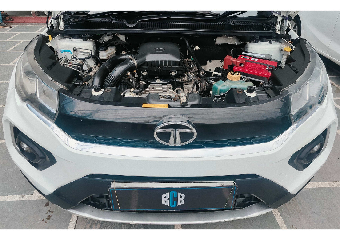 TATA NEXON XZA+ AUTOMATIC PETROL (2021)