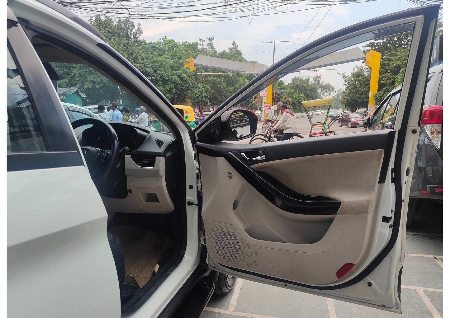 TATA NEXON XZA+ AUTOMATIC PETROL (2021)