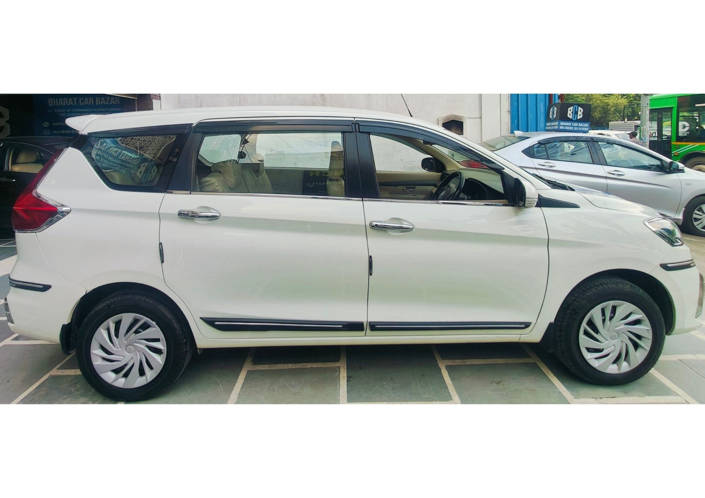 19,000 KMS MARUTI ERTIGA VXI (O) HYBRID PETROL (2024)