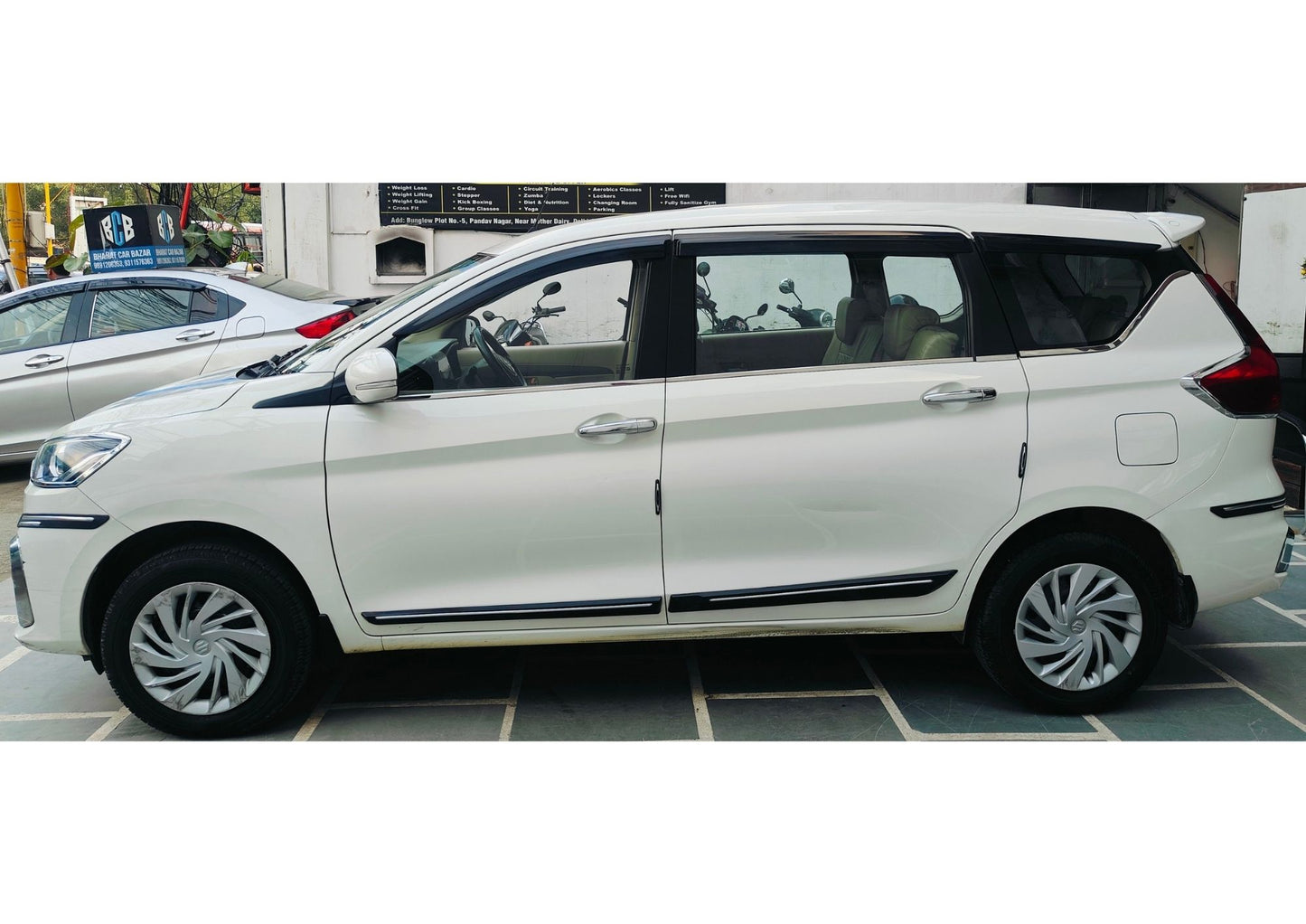 19,000 KMS MARUTI ERTIGA VXI (O) HYBRID PETROL (2024)