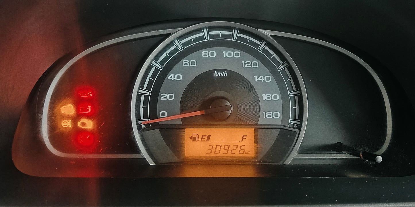 30,000 KMS MARUTI ALTO LXI PETROL (2017)