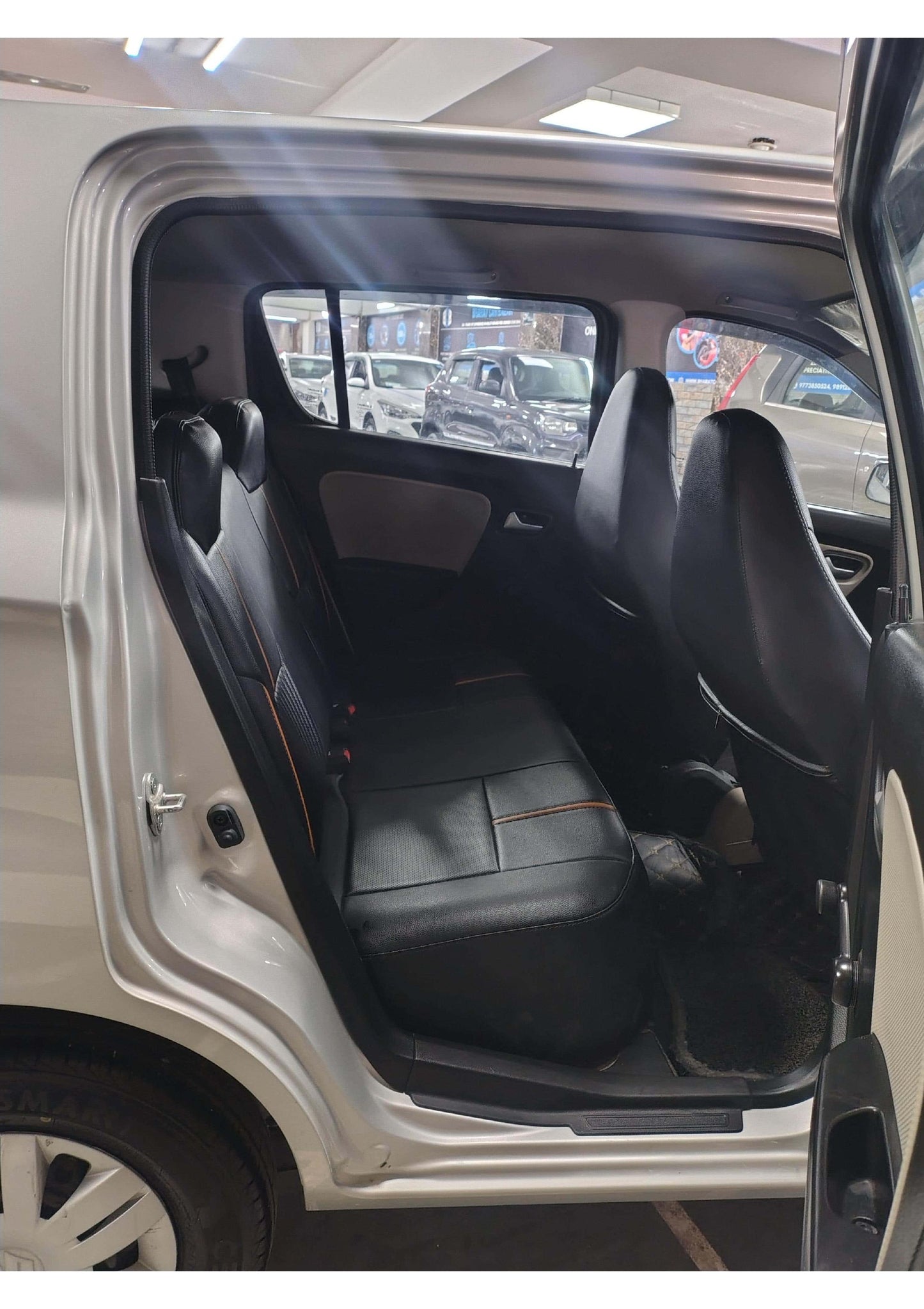 19,000 KMS MARUTI ALTO 800 LXI PETROL (2021)