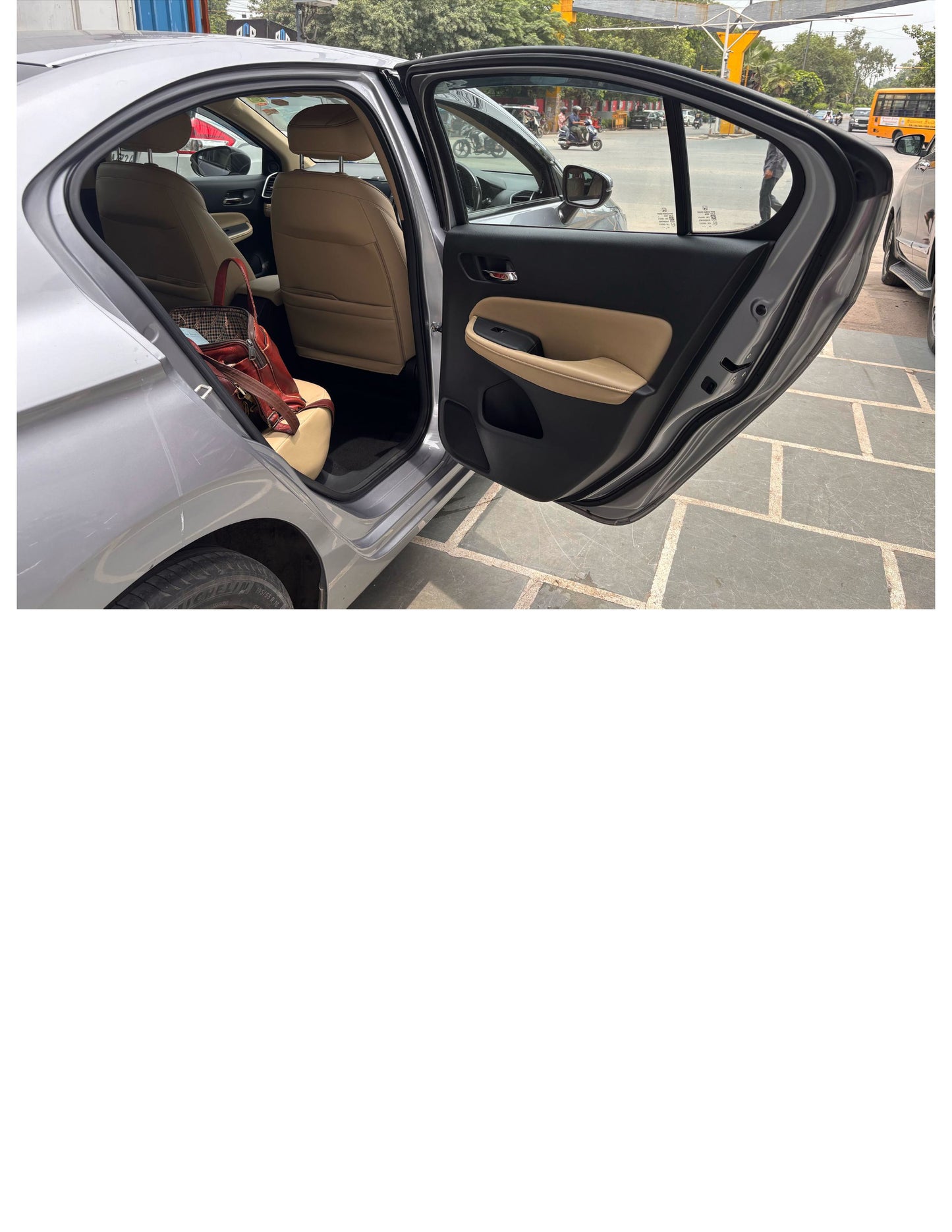 28,000 KMS HONDA CITY ZX CVT PETROL (2022)
