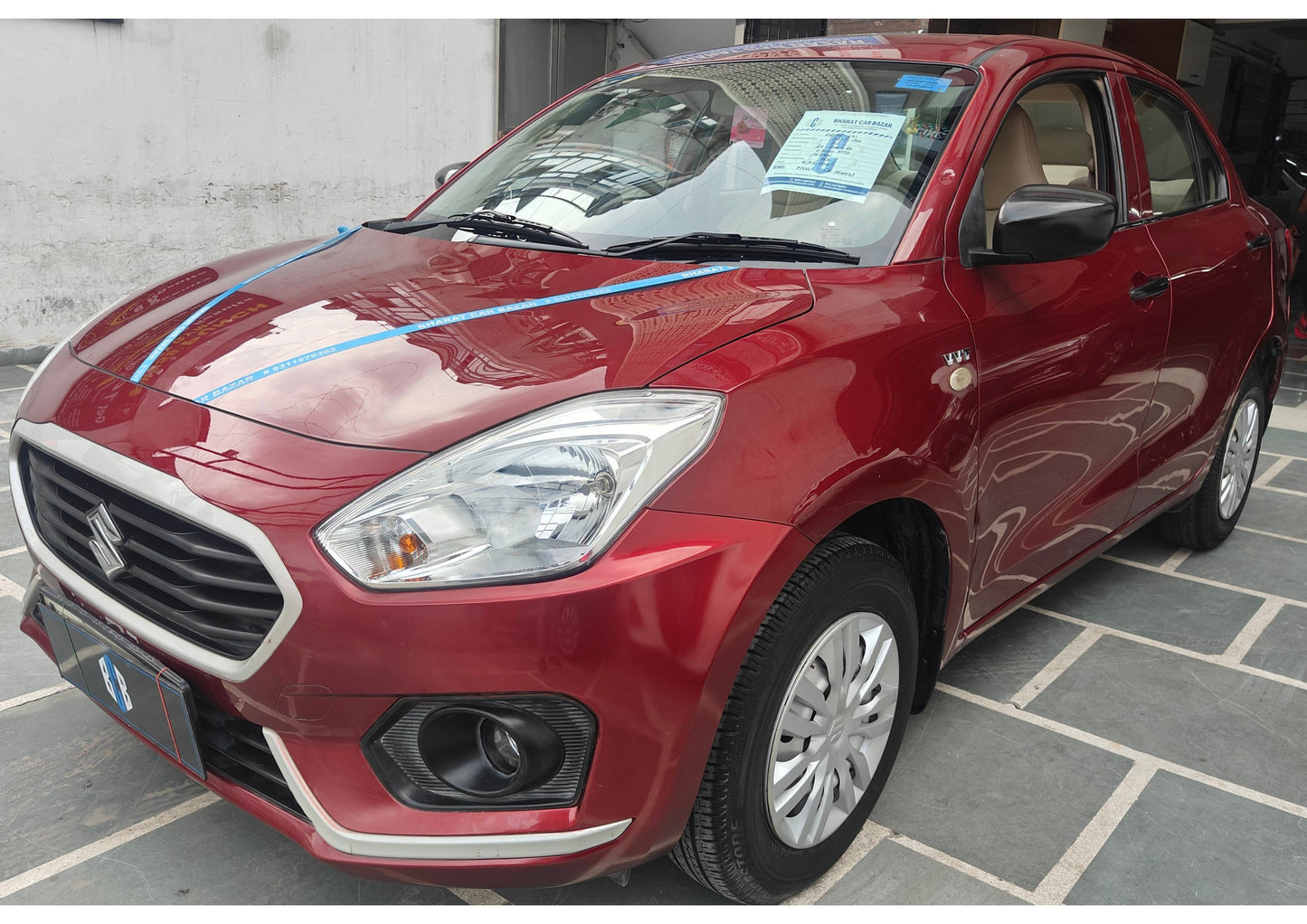 43,000 KMS MARUTI DZIRE LXI PETROL (2017)
