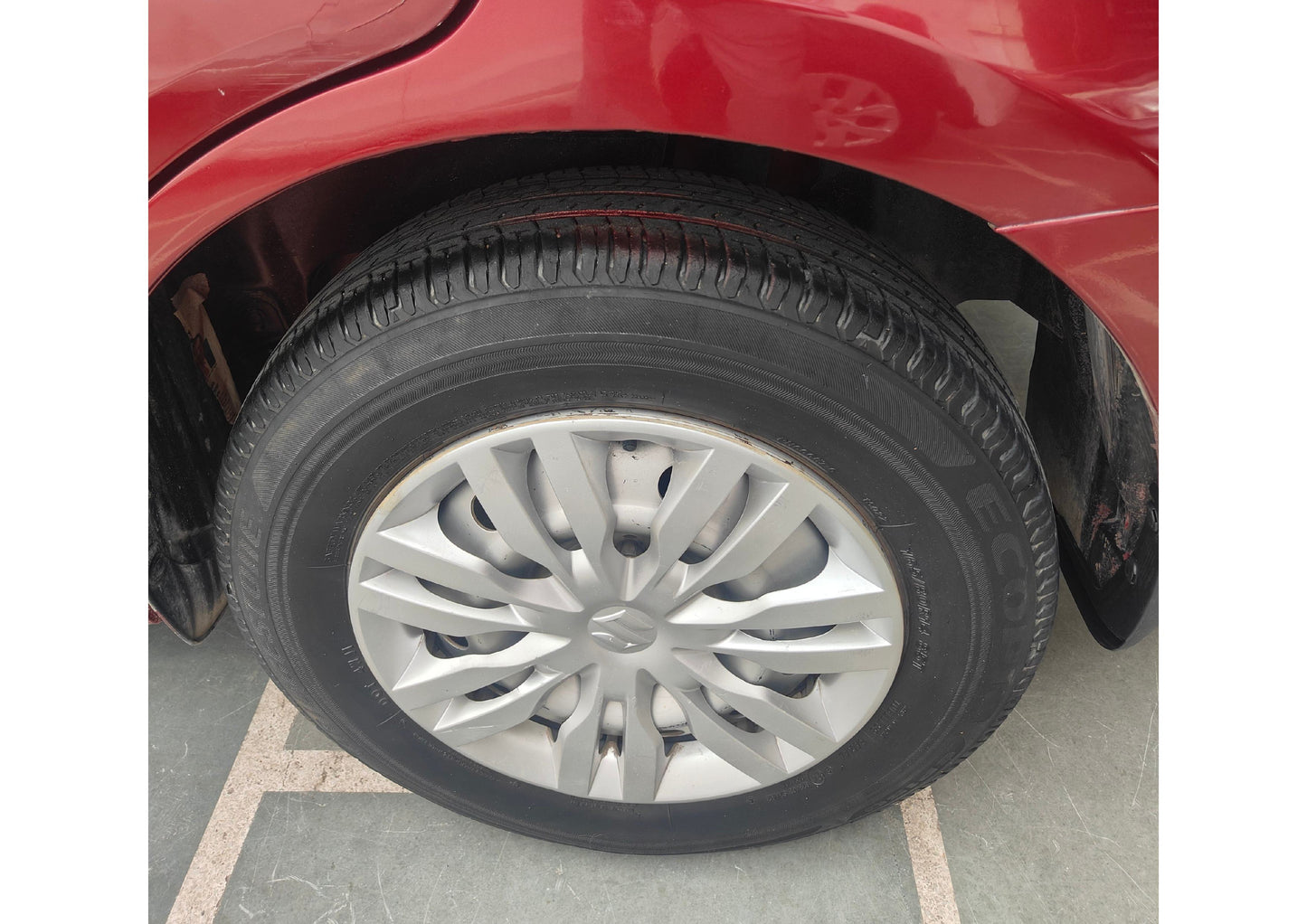 43,000 KMS MARUTI DZIRE LXI PETROL (2017)