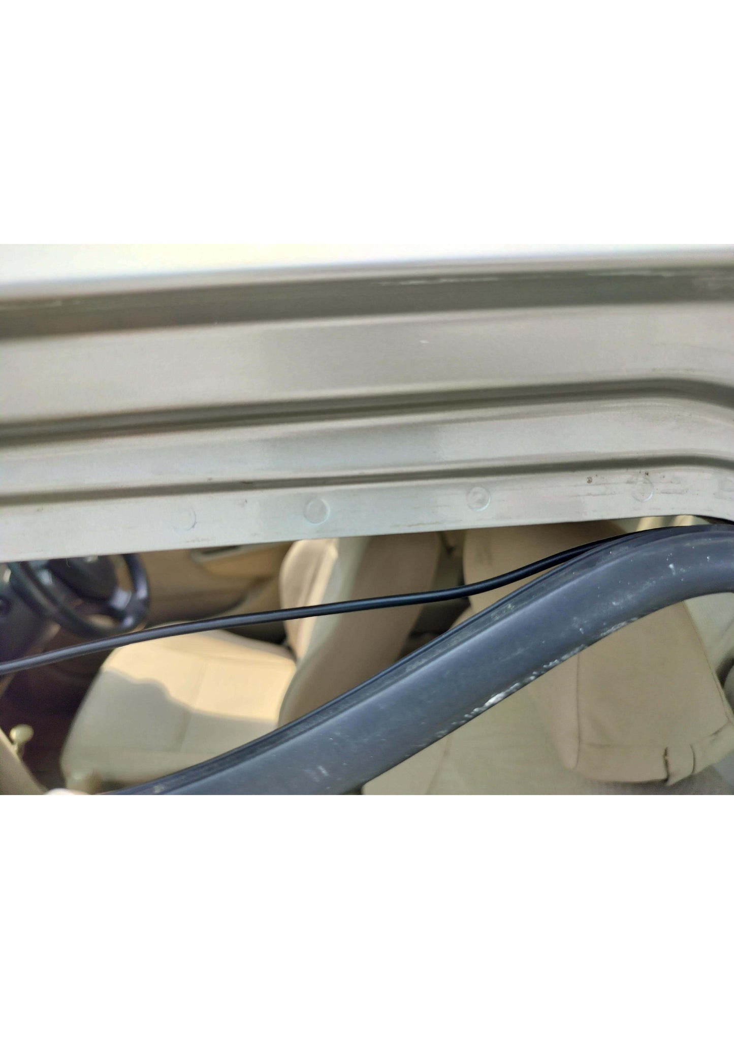 33,000 KMS DZIRE LXI PETROL (2013)