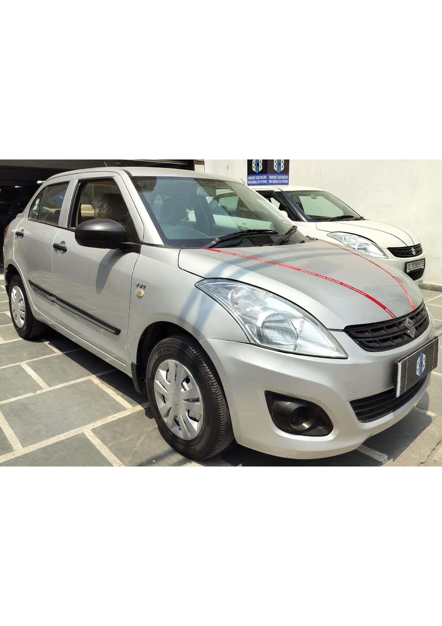 33,000 KMS DZIRE LXI PETROL (2013)