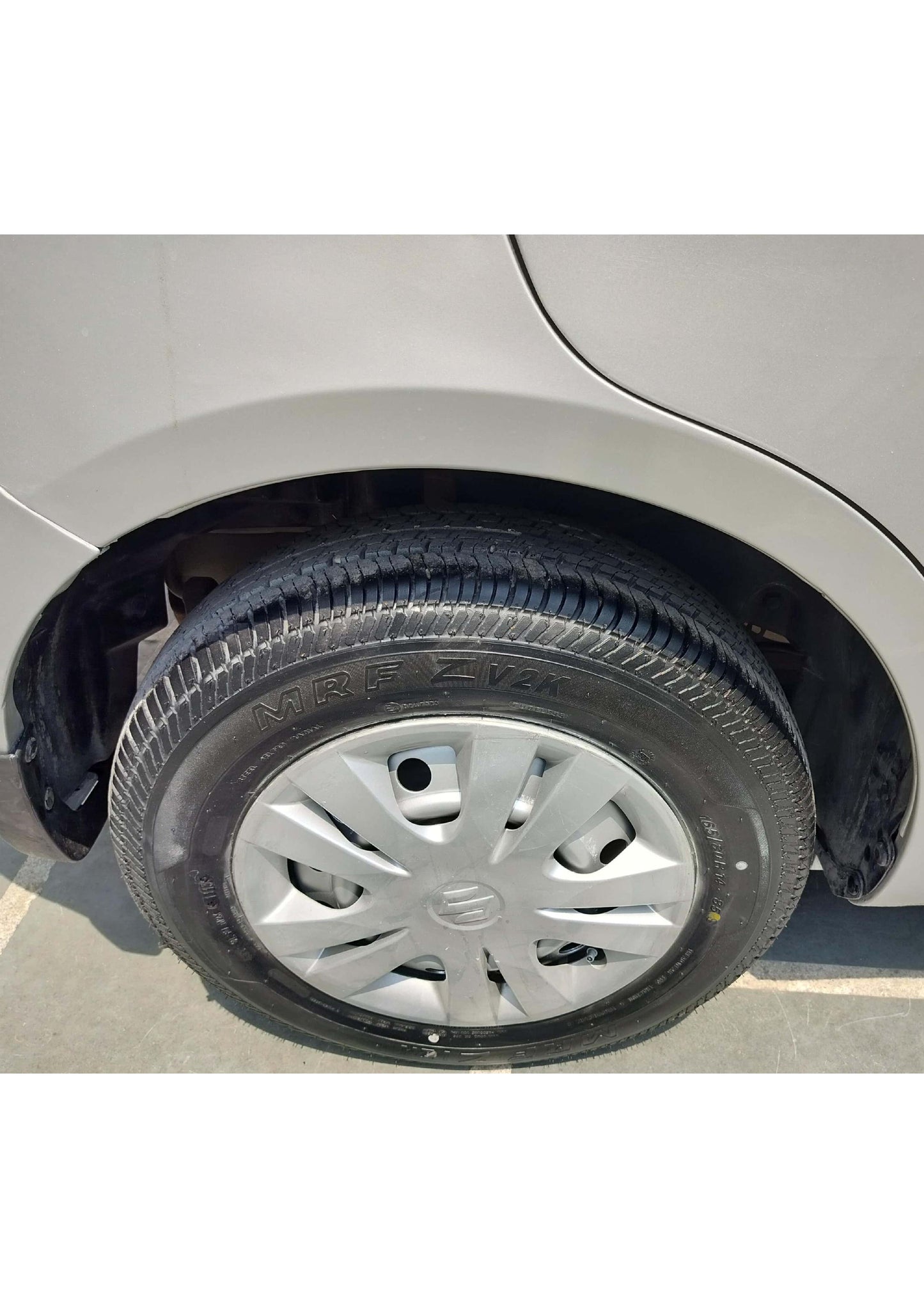 33,000 KMS DZIRE LXI PETROL (2013)