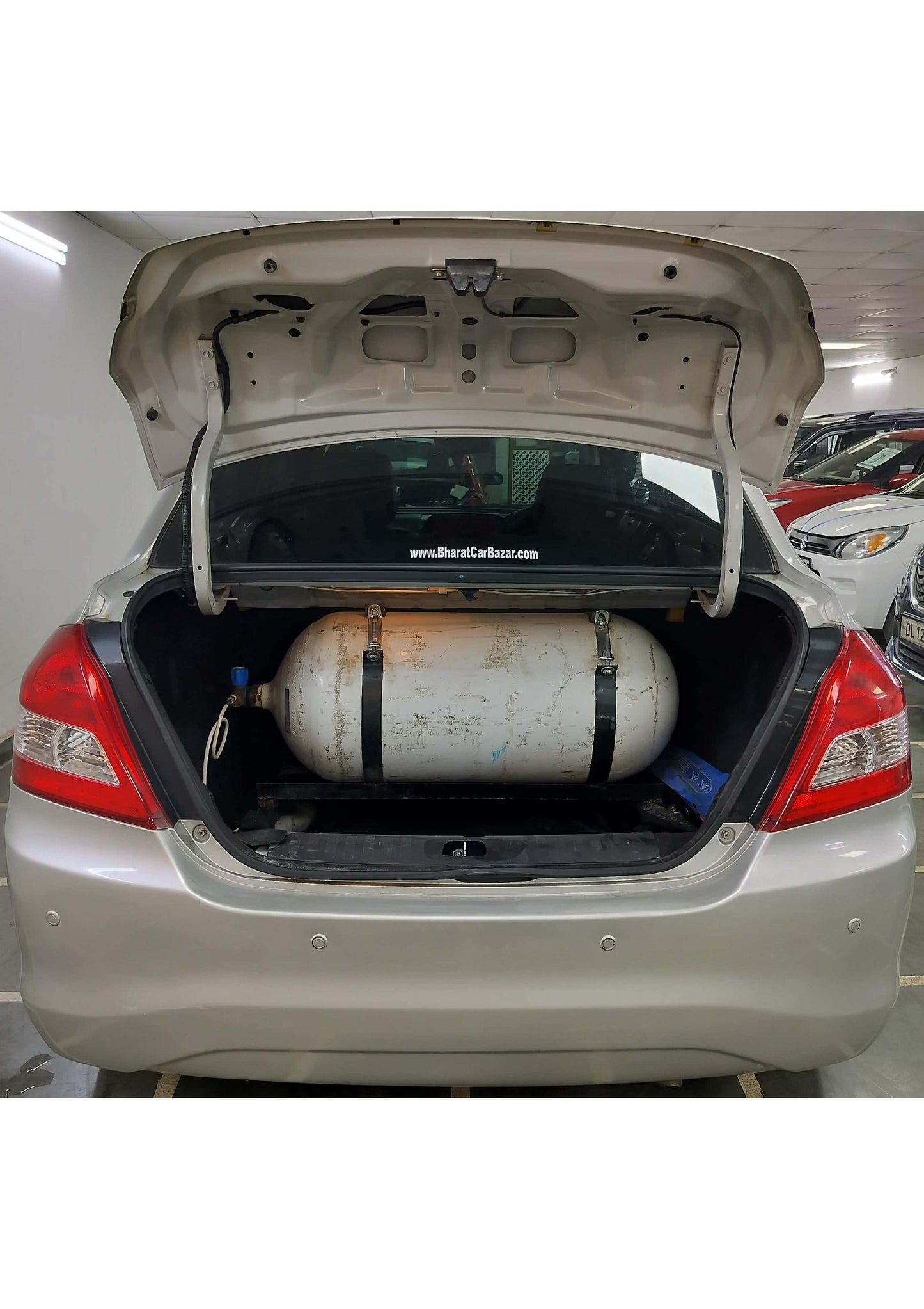 MARUTI DZIRE VXI PET+CNG (2015)