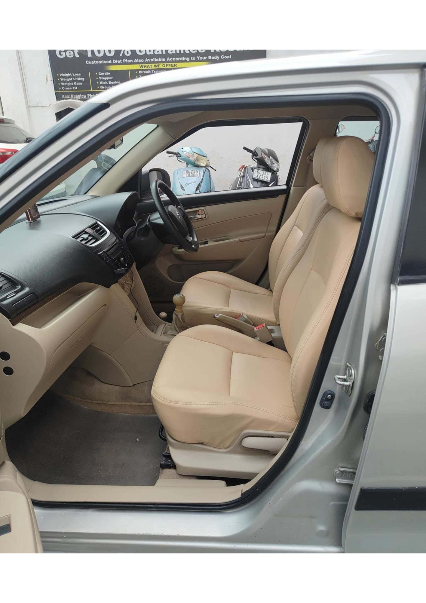 20,000 KMS MARUTI DZIRE VXI PETROL (2014)