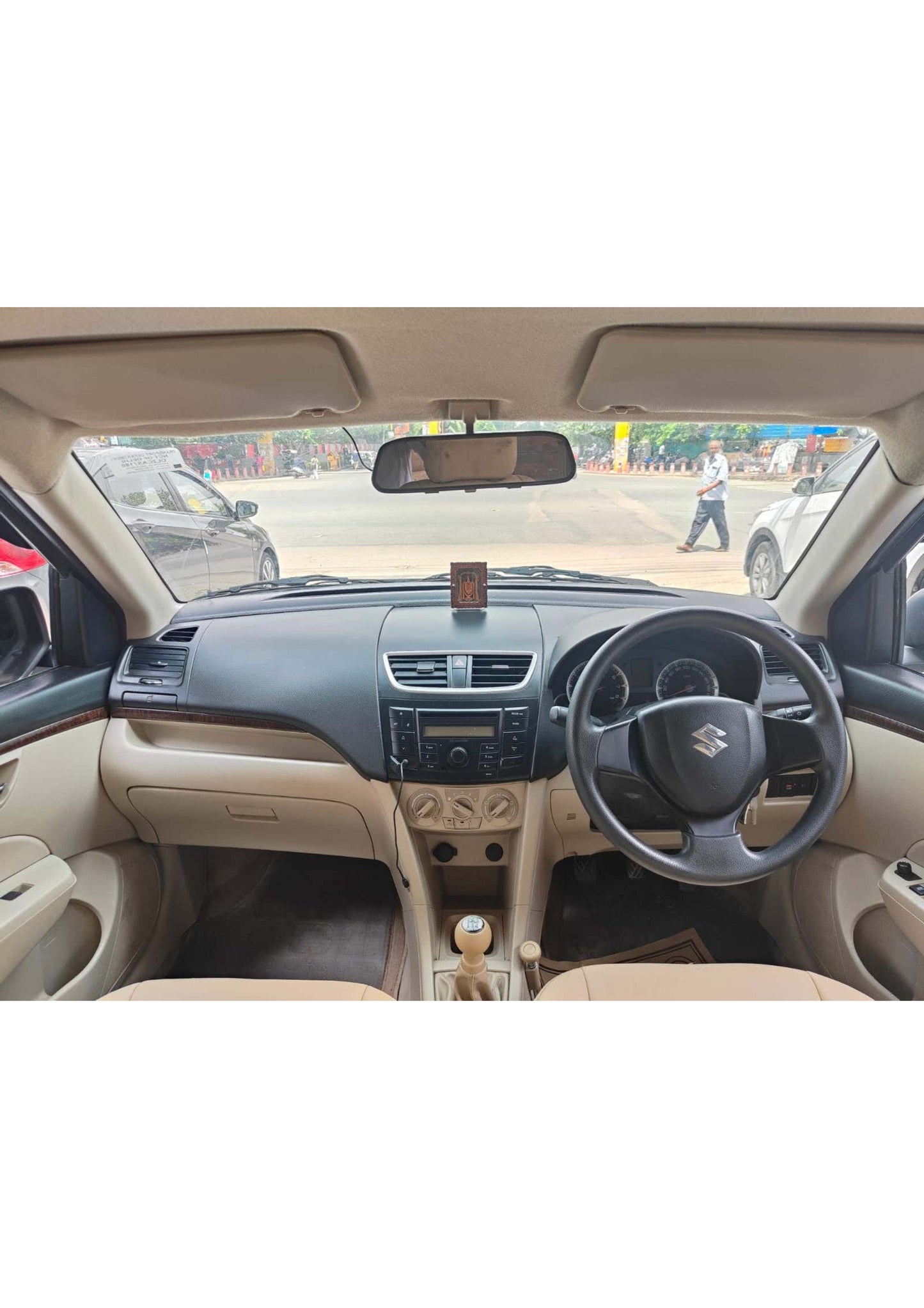 20,000 KMS MARUTI DZIRE VXI PETROL (2014)