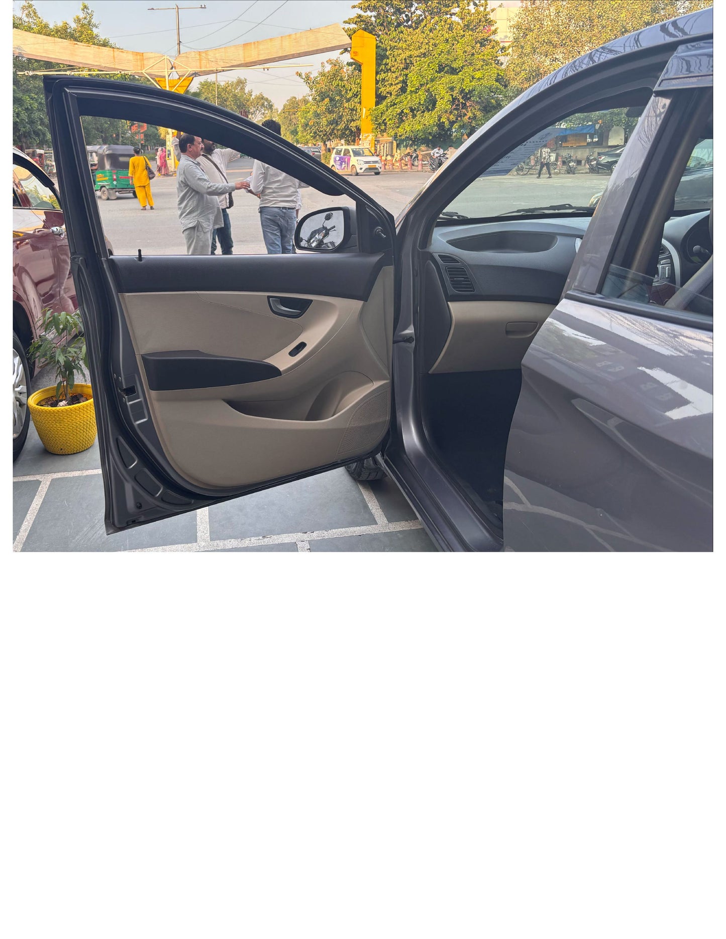 49,000 KMS HYUNDAI EON SPORTZ PETROL (2013)
