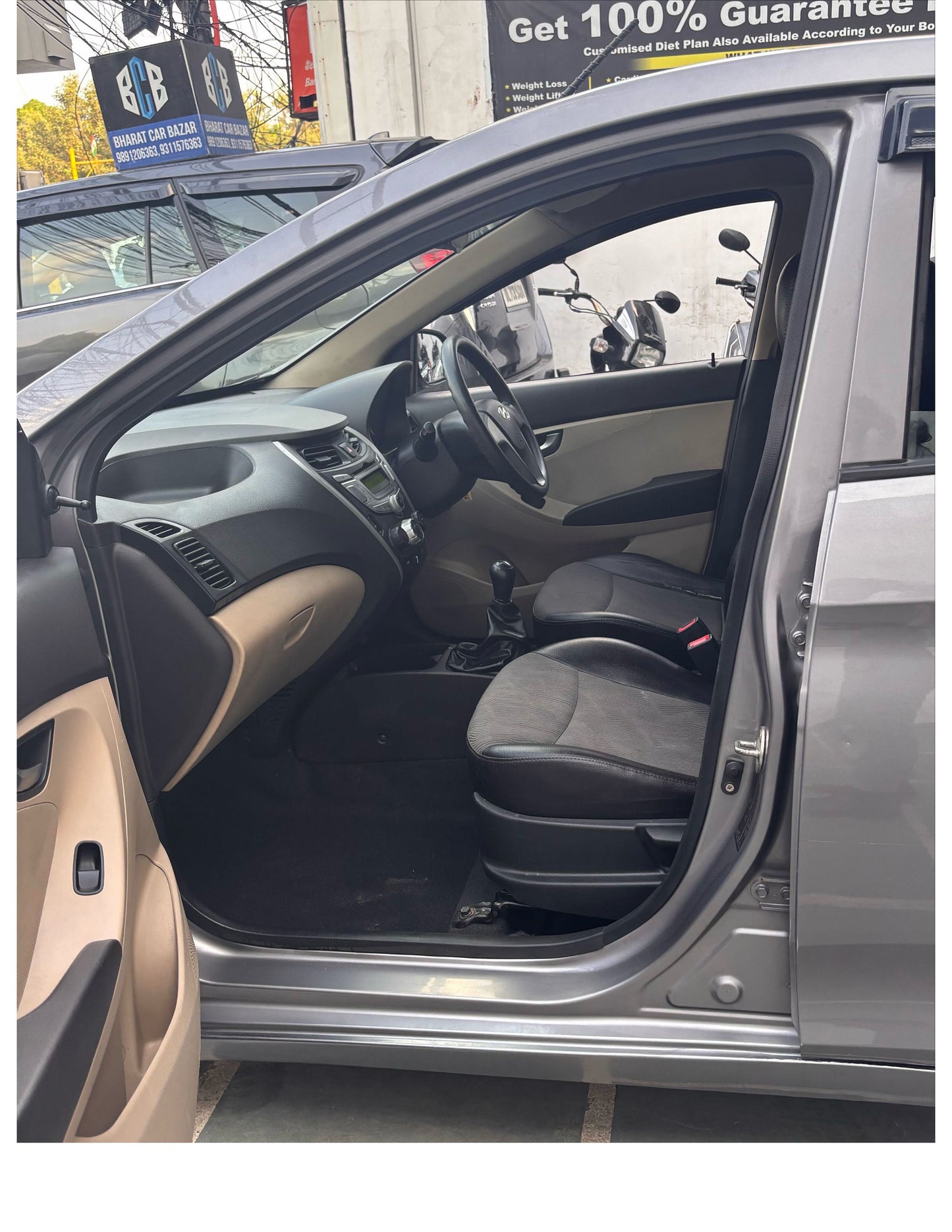 49,000 KMS HYUNDAI EON SPORTZ PETROL (2013)