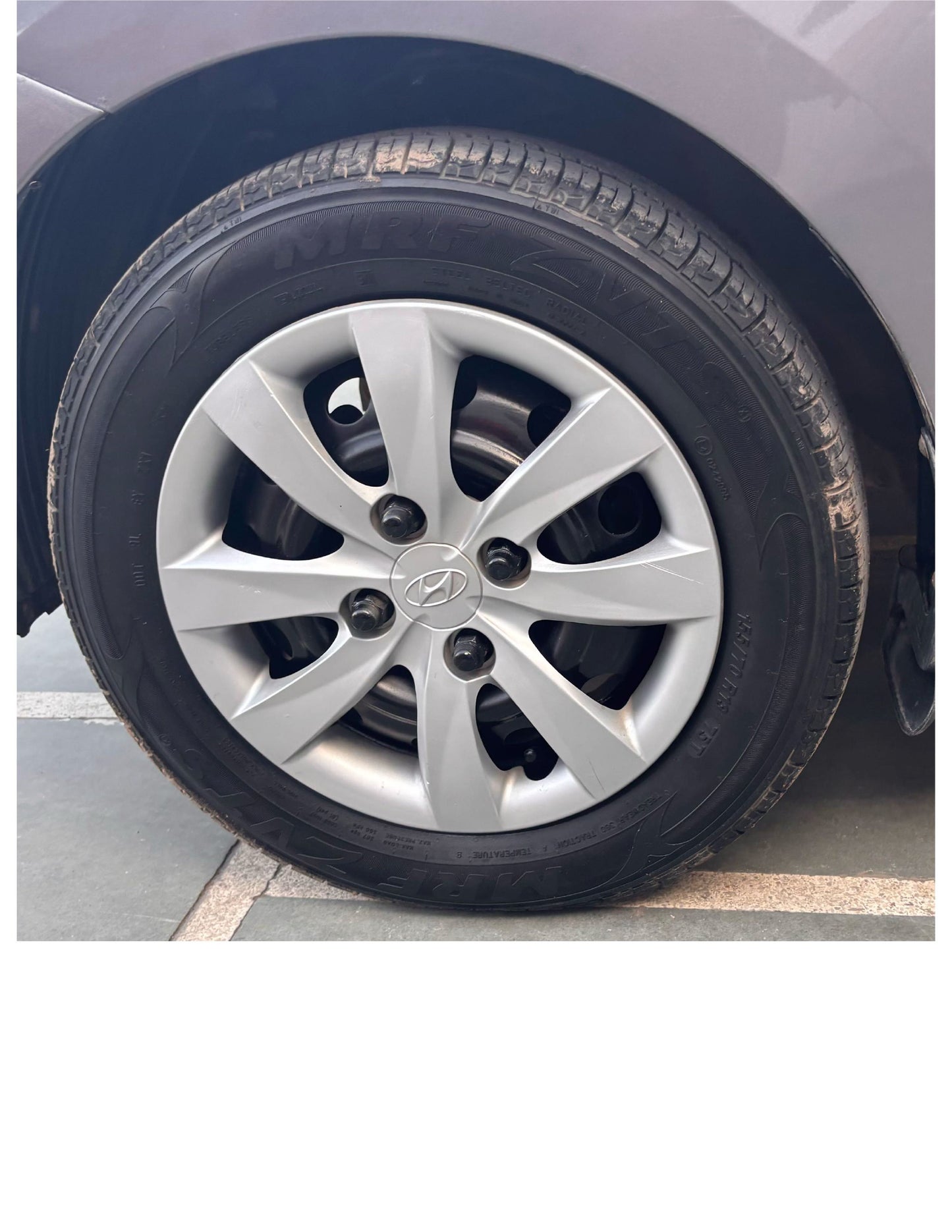 49,000 KMS HYUNDAI EON SPORTZ PETROL (2013)