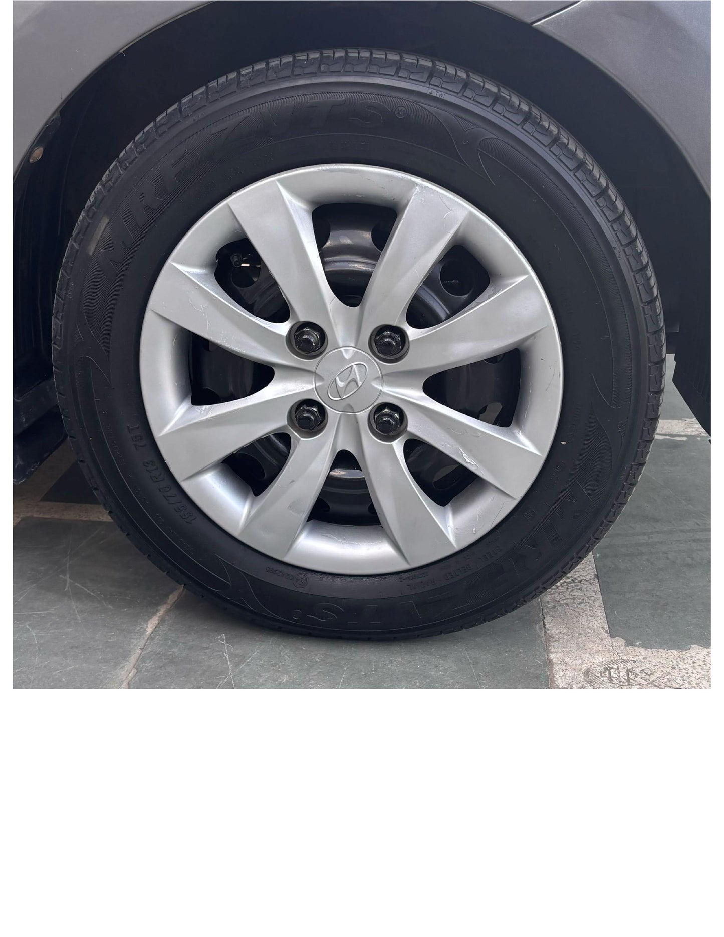 49,000 KMS HYUNDAI EON SPORTZ PETROL (2013)