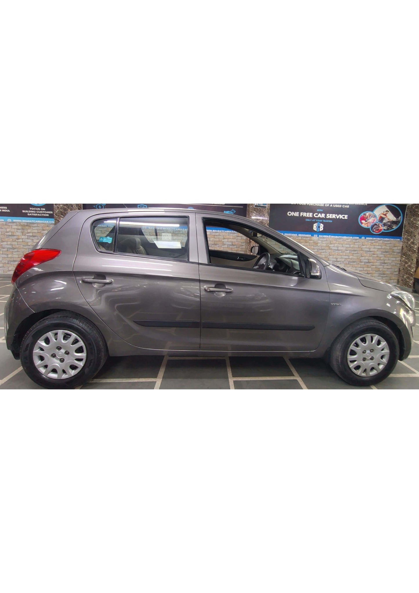 HYUNDAI I20 MAGNA (O) PETROL (2013)